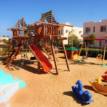 Vai By Romance Hotel & Aqua Park Ain Sukhna Exterior foto